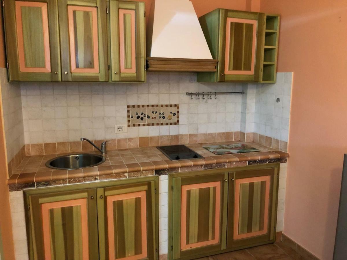 Sa Corti Antiga Apartment SantʼAntìoco Екстериор снимка