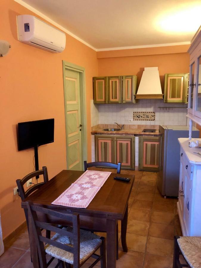 Sa Corti Antiga Apartment SantʼAntìoco Екстериор снимка